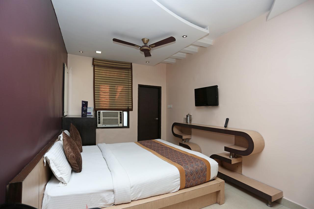 Oyo 11596 Sanjay Guest House Κανπούρ Εξωτερικό φωτογραφία