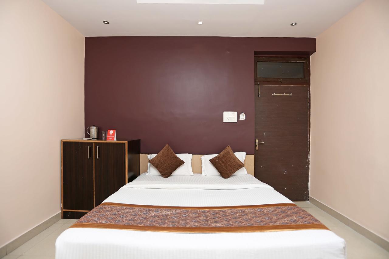 Oyo 11596 Sanjay Guest House Κανπούρ Εξωτερικό φωτογραφία