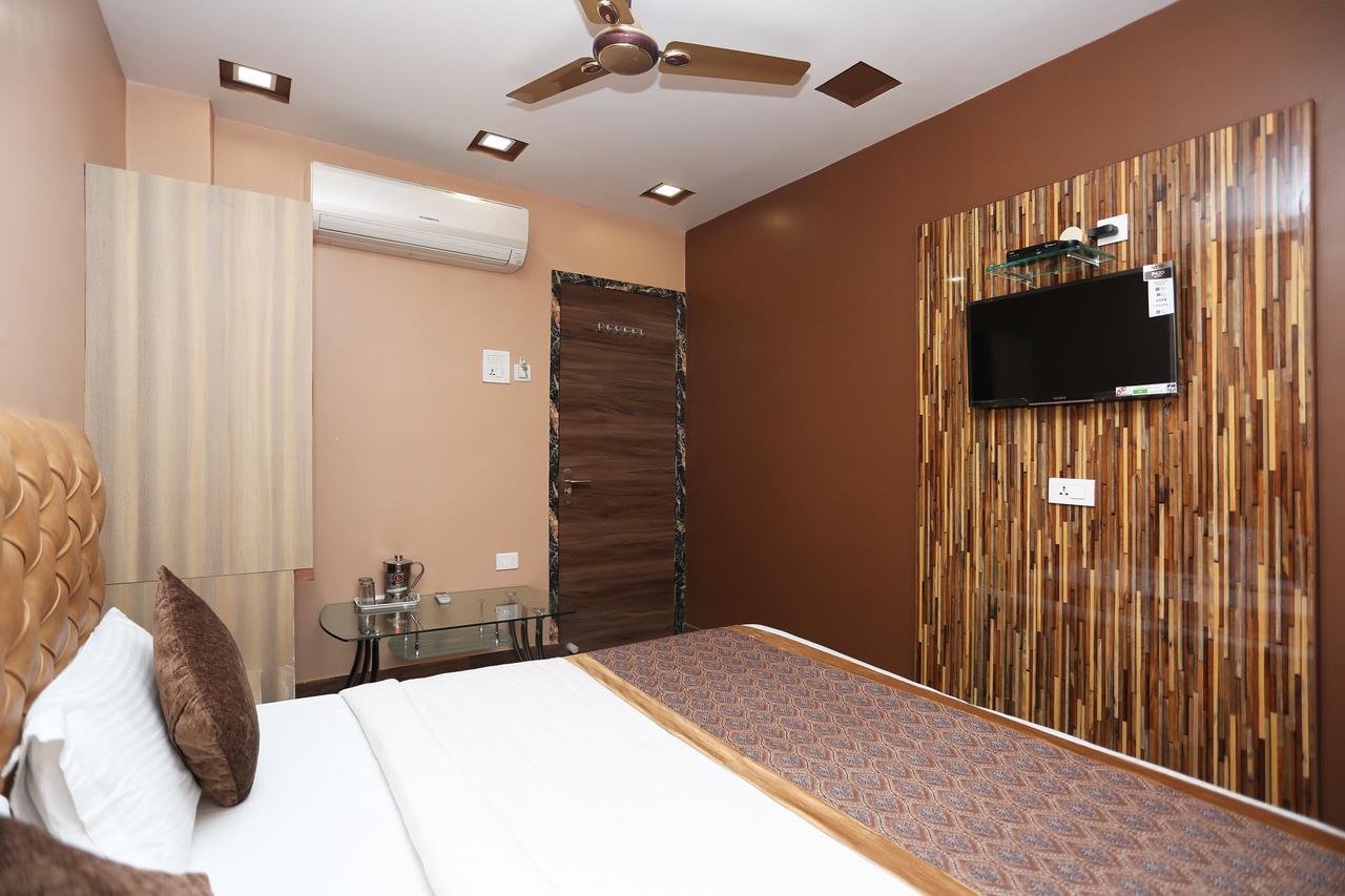 Oyo 11596 Sanjay Guest House Κανπούρ Εξωτερικό φωτογραφία